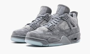 Air Jordan 4 Retro Kaws “KAWS”