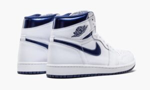 Air Jordan 1 Retro “Metallic Navy”