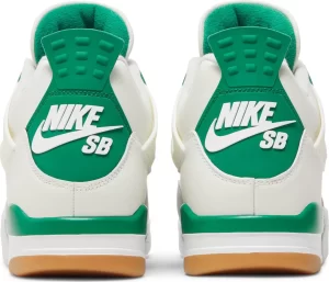 Air Jordan 4 SB “Pine Green”