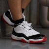 Jordan 11 Retro Low Concord Bred