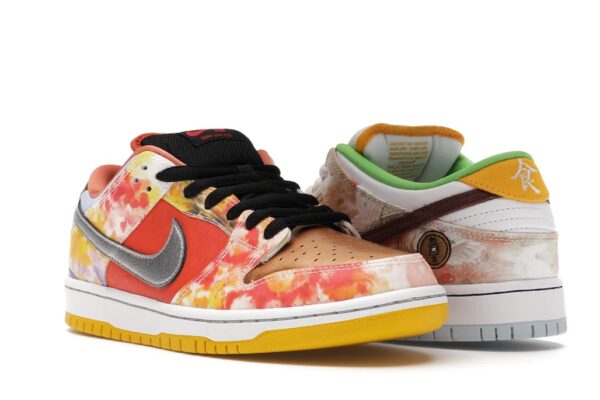 Nike SB Dunk Low Street Hawker (2021)