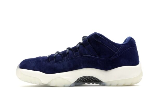 Jordan 11 Retro Low Derek Jeter RE2PECT